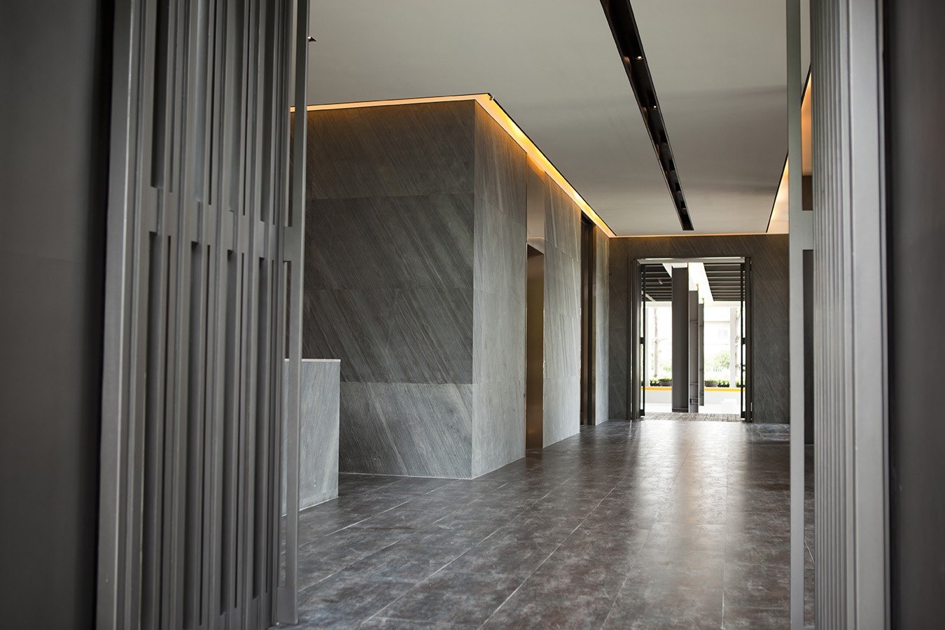 電梯廳|Lift lobby