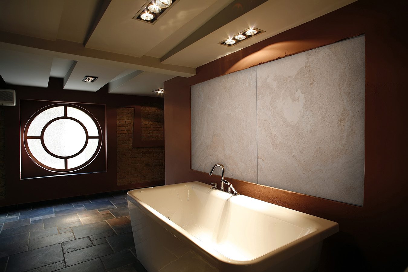 浴缸主牆|Bathtub feature wall