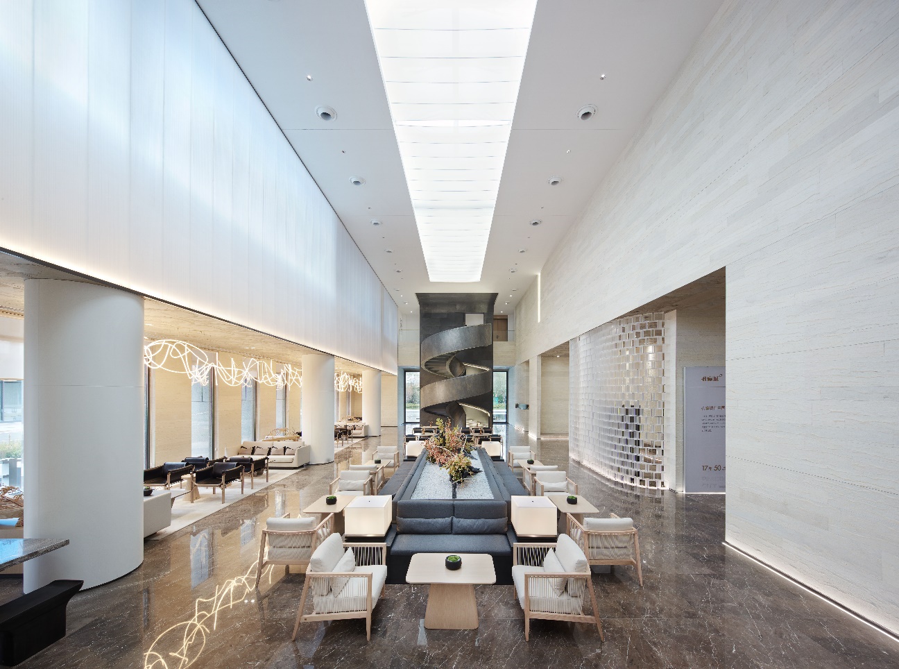 Marble Lineage — lobby scale